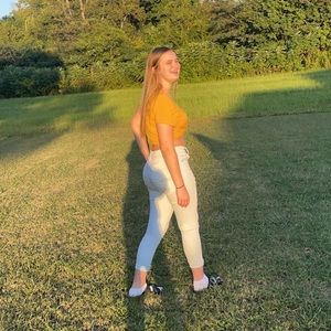 Meet your Posher, Mackenzie